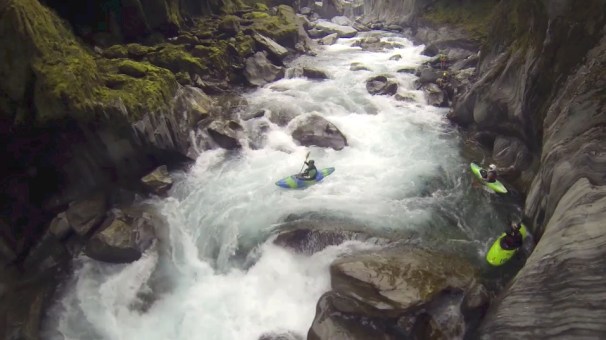 Rivering, a kayaking documentary
